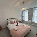 Daire The - 1 Bedroom - Sleeps 2 Whitehaven
