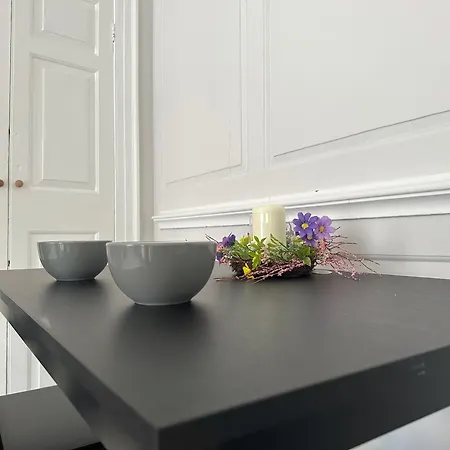 The - 1 Bedroom - Sleeps 2 Apartment